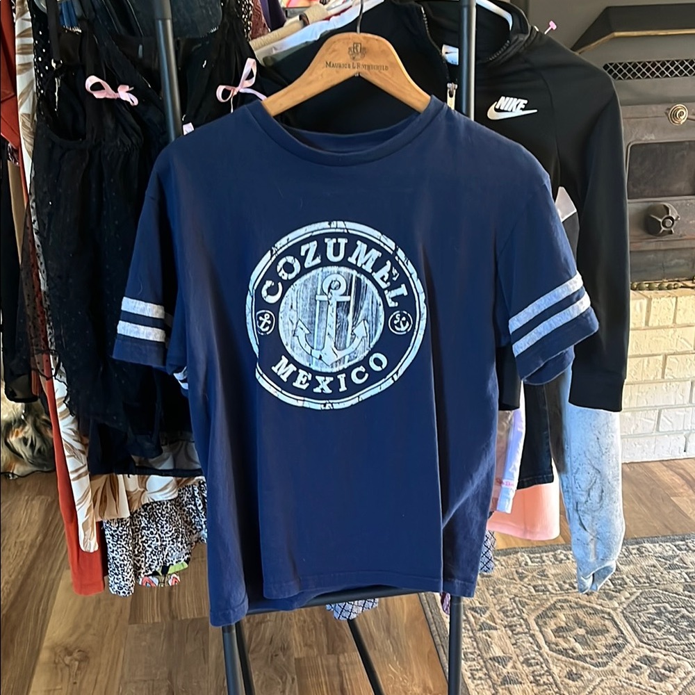 🔥 Navy Cozumel Mexico T-Shirt size XS